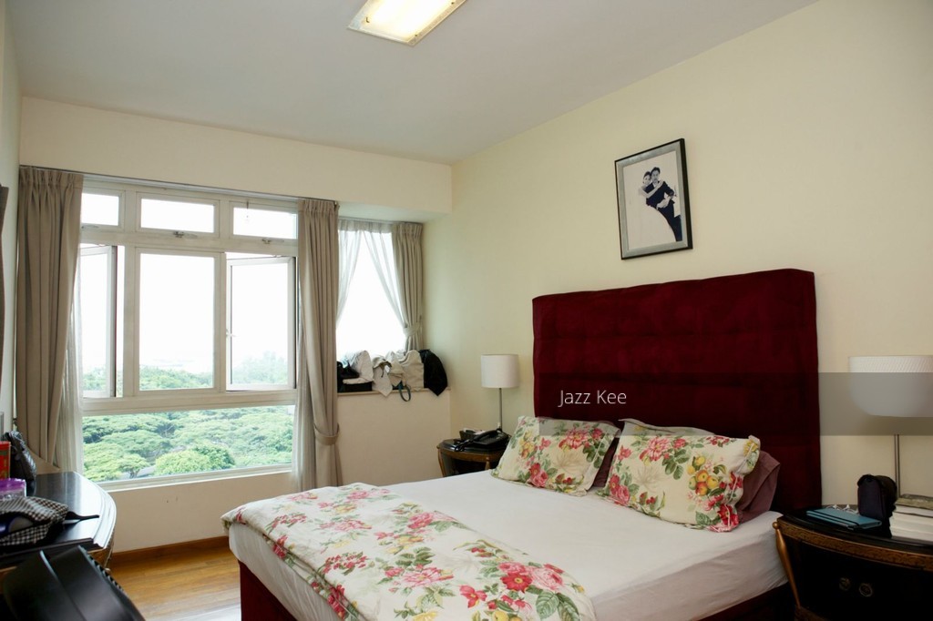 Costa Del Sol thumbnail photo